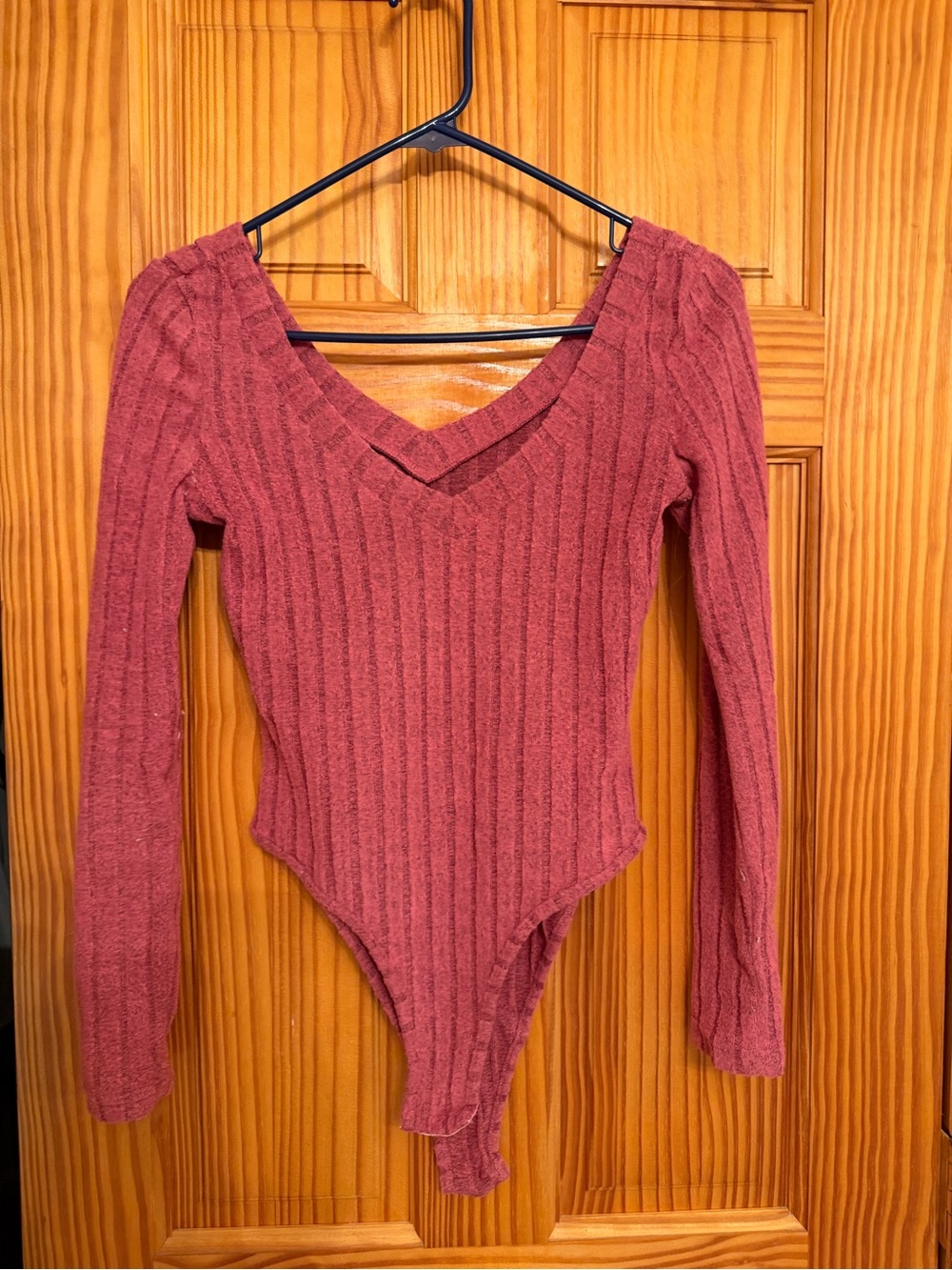 Ribbed V-Neck Long Sleeve Bodysuit - Dusty Rose